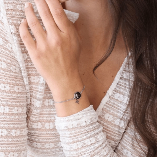 Class of 2025 Carina Twist Bracelet in Stainless Steel
