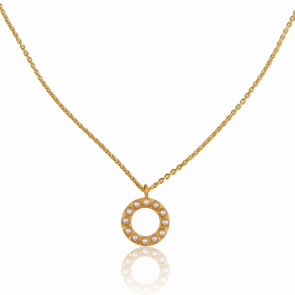 Pearl Circle Pendant Necklace