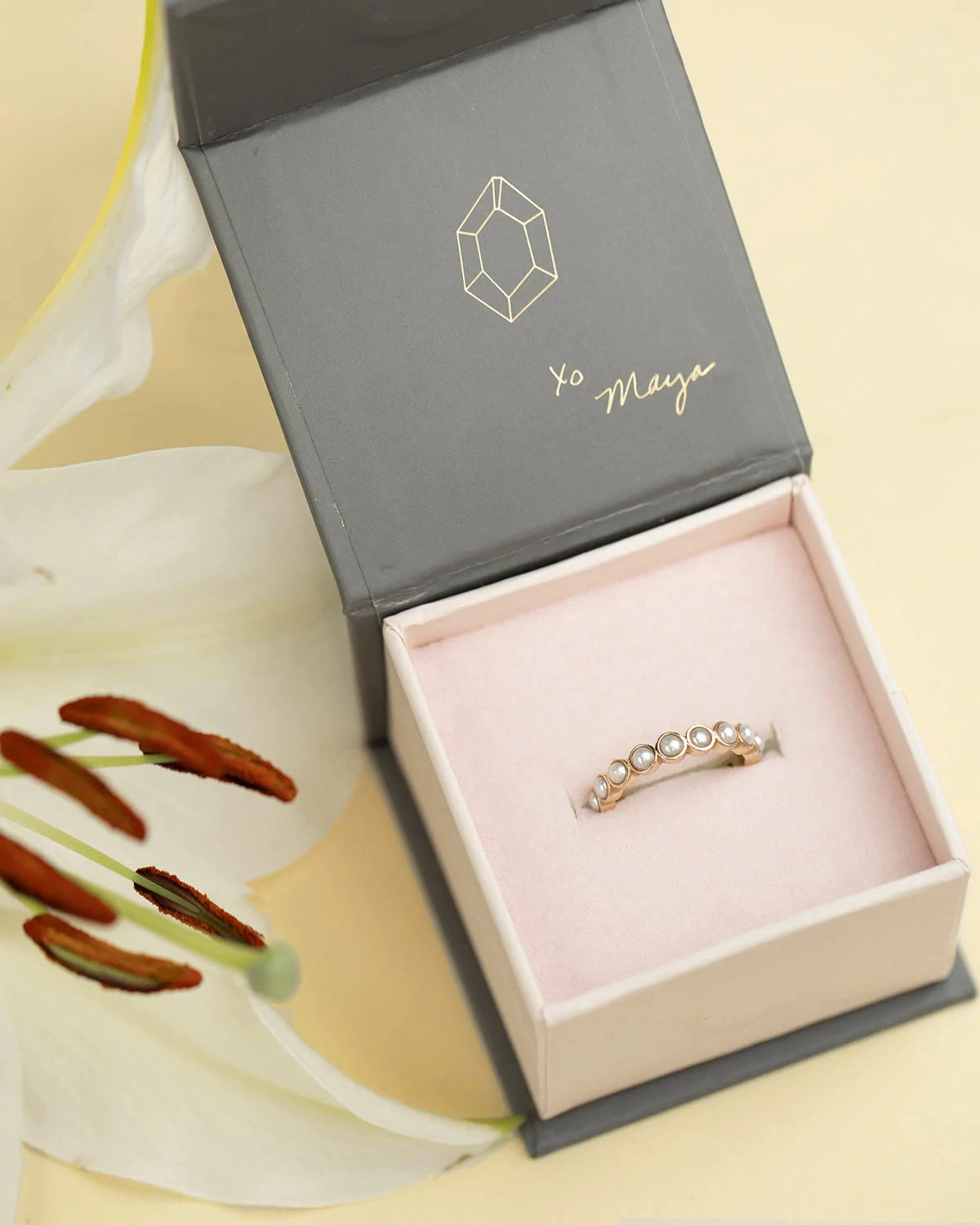 The Lily Bouquet Ring